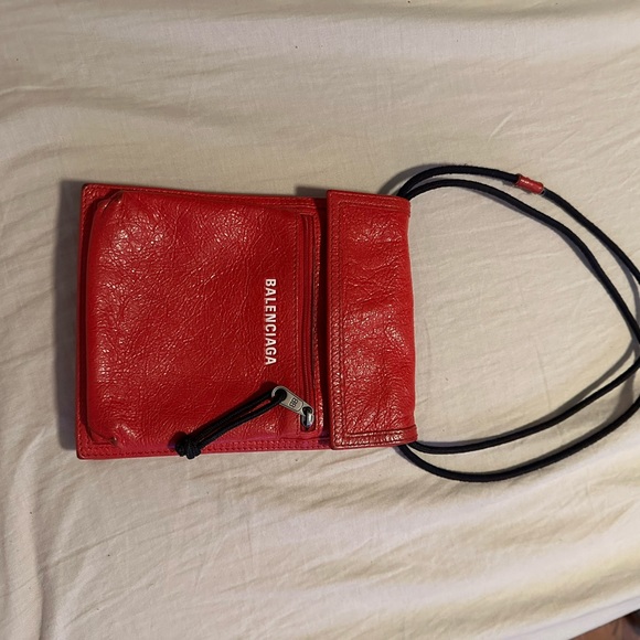 BALENCIAGA EXPLORER POUCH - Picture 7 of 7